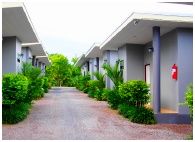 Iyara Garden Resort Chanthaburi :    ѹ