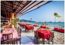 RimHad Seafood Restaurant : ร้านอาหารริมหาด ซีฟู้ด เกาะช้าง