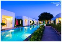 Villa la Flora Resort :     ҭ