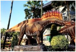 Dinosaur Valley Nongnooch : หุบเขา ไดโนเสาร์ สวนนงนุช พัทยา